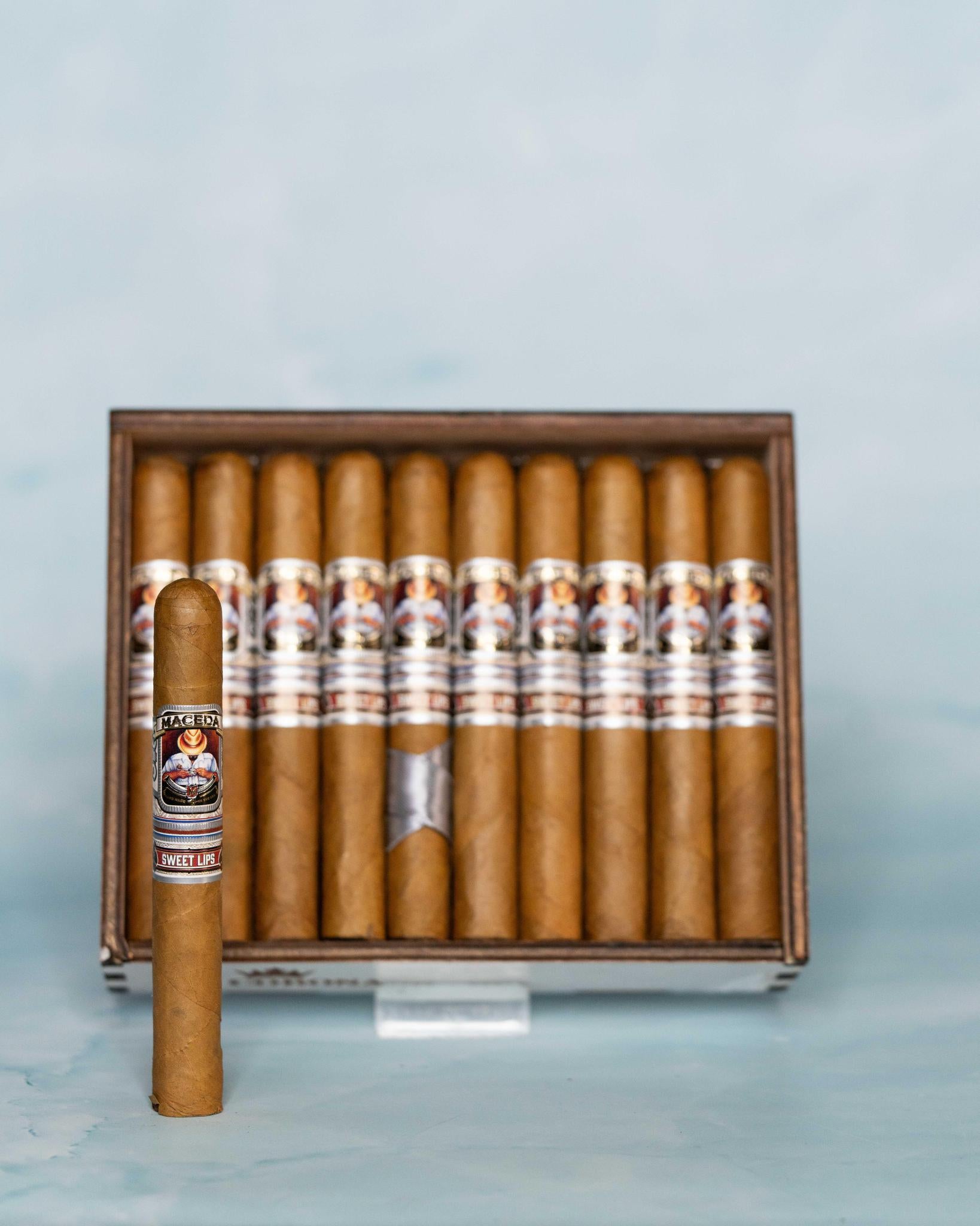 corona tobacco Corona Sweet Lips - Cigars for Sale Tampa corona tobacco Corona Sweet Lips - Cigars for Sale Tampa