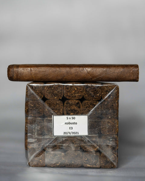 Robusto Box Press 25ct Bundle