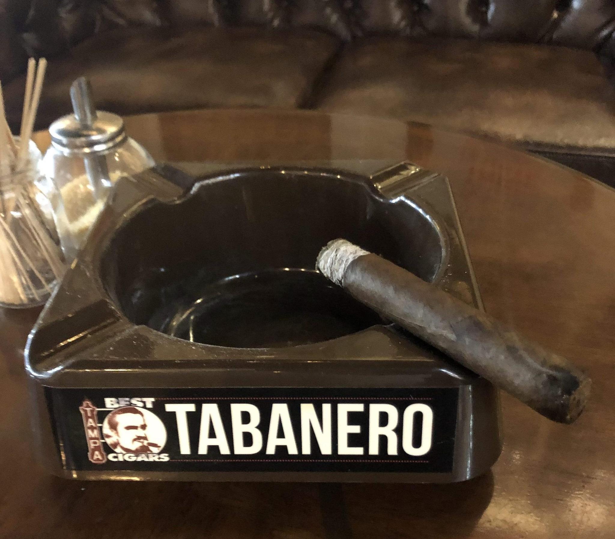 bourbon cigarette Coralitas Bourbon Cigarillos by Lucky Cigar