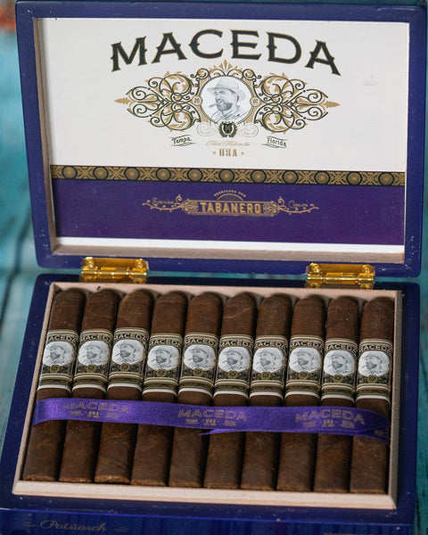 Patriarch  Robusto Box Press